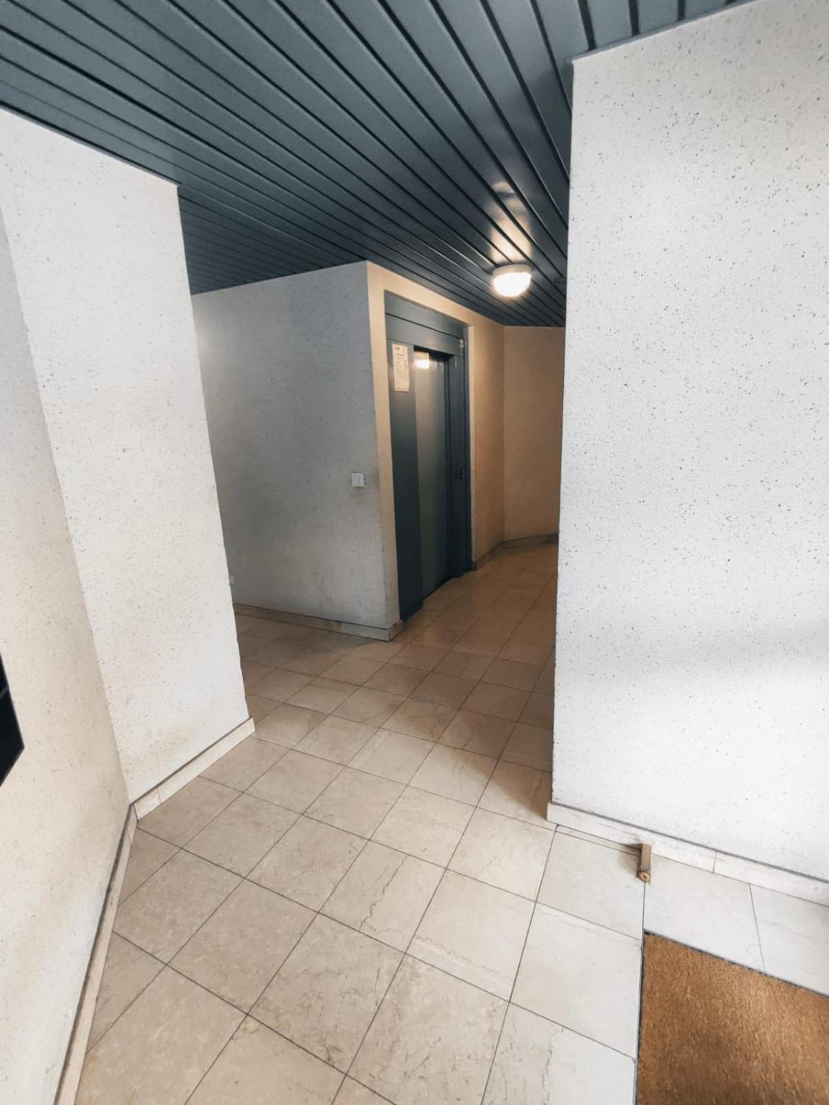 Douillet-Kanamappart-Euroairport Apartment Saint-Louis  Exterior photo